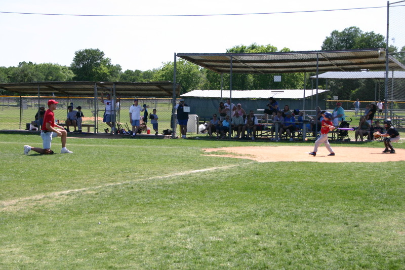 2006/05(May)/Tball-13th/800x600_2006-05-13-Tball-023-Chance-Travis.JPG
