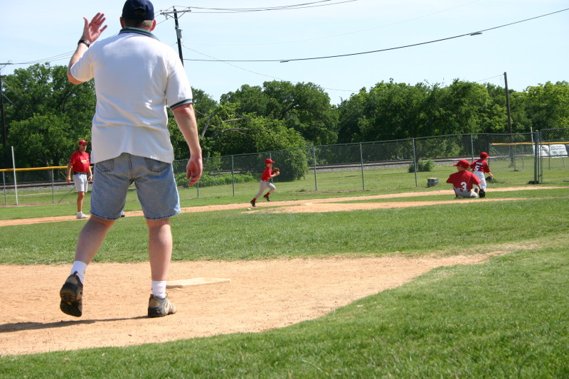 2006/05(May)/Tball-13th/800x600_2006-05-13-Tball-120-Matthew-Brandon-Mason.JPG