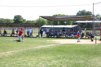 2006-05-13-Tball-010-Dax-Travis.JPG