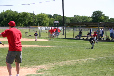 2006-05-13-Tball-058-Matthew.JPG