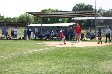 2006-05-13-Tball-076-Amanda.JPG
