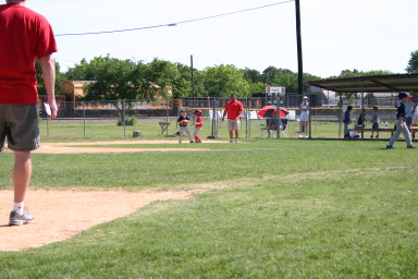 2006-05-13-Tball-185-Gabe.JPG