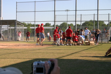 2006-05-19-Tball-closing-ceremonies-02.JPG