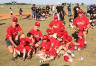 2006-05-19-Tball-closing-ceremonies-06.JPG
