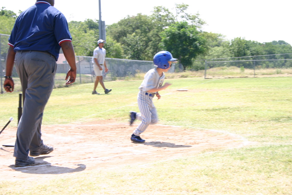 2006/06(June)/2006-06-11-Tball-Tournament/1024x768_2006-06-11-PYSA-Bulldog-Tournament-07-Chance.JPG