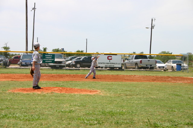 2006-06-17-Tball-AllStars-Bulldogs-Hays-CO-005-Joseph-throwing.JPG