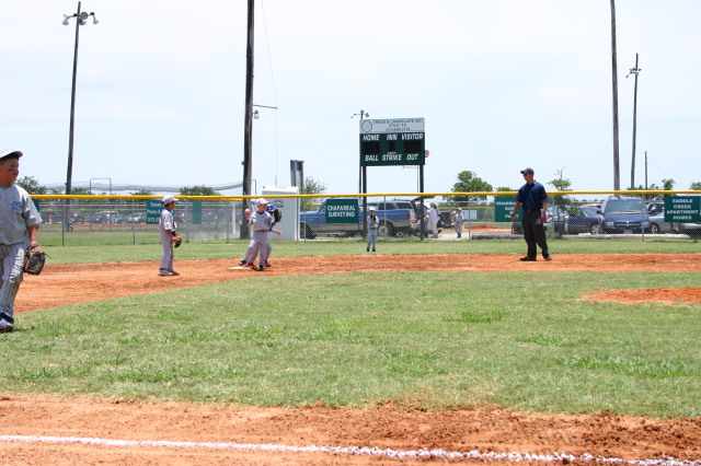 2006-06-17-Tball-AllStars-Bulldogs-Hays-CO-074-Joseph-puts-em-out-at-2nd.JPG