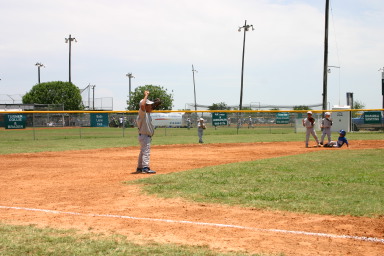 2006-06-17-Tball-AllStars-Bulldogs-Hays-CO-115-Stephen-calls-time.JPG