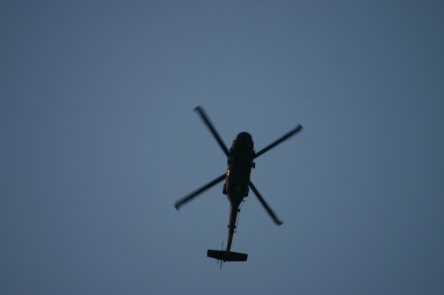 2006-06-30-Tball-Bulldogs-27-Helicoptor.JPG