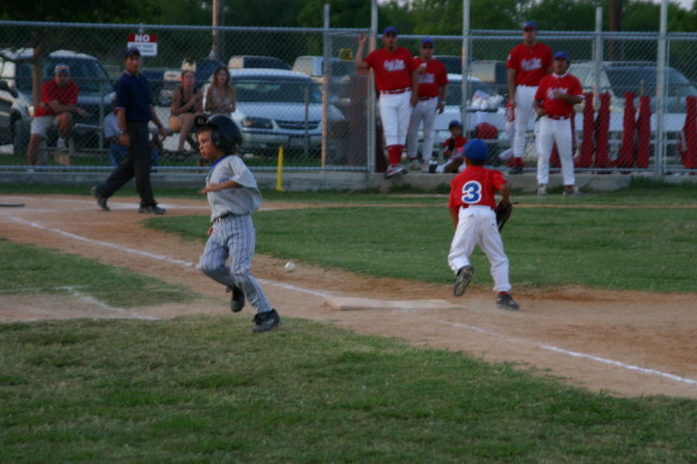 2006-06-30-Tball-Bulldogs-31.JPG
