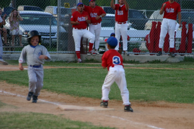 2006-06-30-Tball-Bulldogs-44-TylerWood.JPG