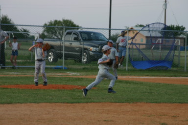 2006-06-30-Tball-Bulldogs-03-Chance.JPG