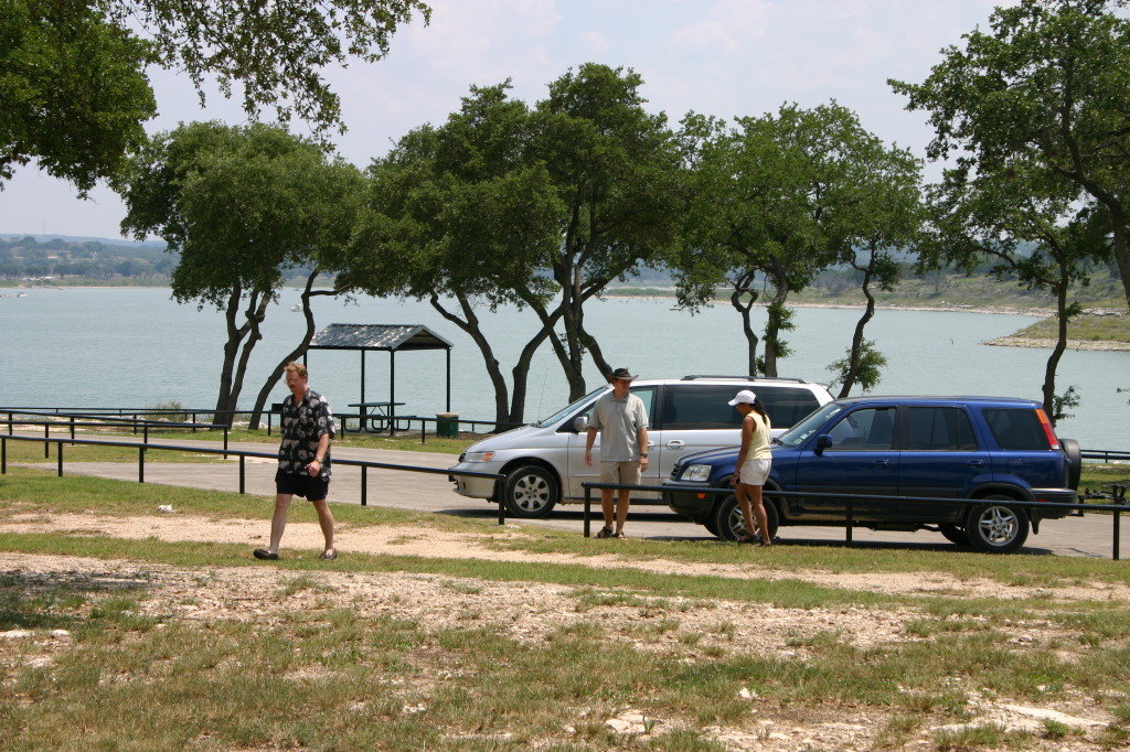2006-06-03-DougBrown-land-06-park-Doug-Ben-Kavita.JPG