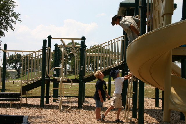2006-06-03-DougBrown-land-17-park-Zen-Chance-Ben.JPG