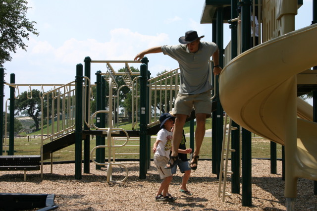 2006-06-03-DougBrown-land-18-park-Ben-jumping-Chance-Zen.JPG