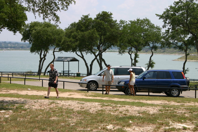 2006-06-03-DougBrown-land-06-park-Doug-Ben-Kavita.JPG