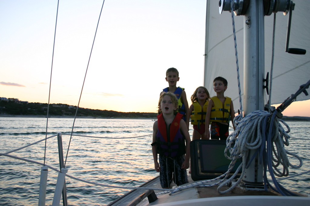 2006/07(July)/Justin-sailboat/1024x768_2006-07-22-Justin-sailboat-09-sunset-Vale-Chance-Kyla-Dax.JPG