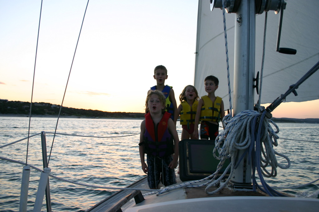 2006/07(July)/Justin-sailboat/1024x768_2006-07-22-Justin-sailboat-10-sunset-Vale-Chance-Kyla-Dax.JPG