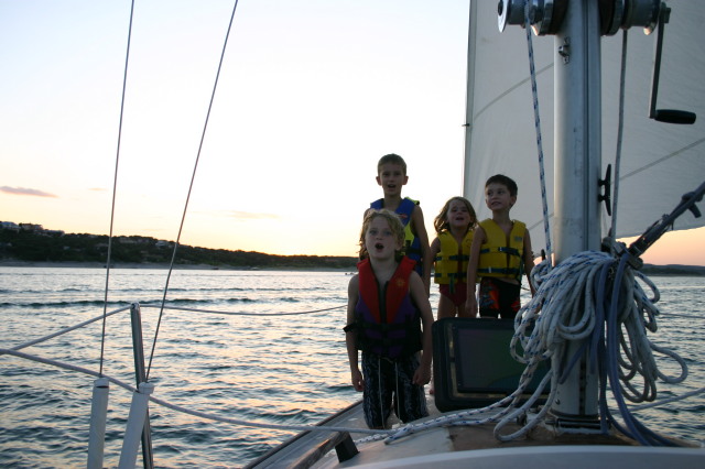 2006-07-22-Justin-sailboat-09-sunset-Vale-Chance-Kyla-Dax.JPG