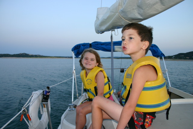 2006-07-22-Justin-sailboat-16-Kyla-Dax.JPG