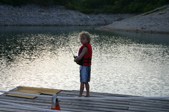 2006-07-22-Justin-sailboat-19-fishing-Vale.JPG