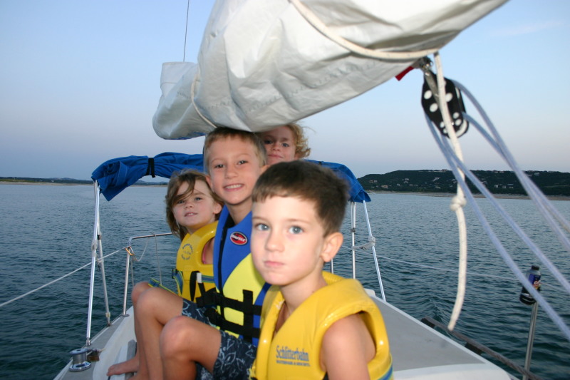 2006/07(July)/Justin-sailboat/800x600_2006-07-22-Justin-sailboat-17-Kyla-Chance-Vale-Dax.JPG
