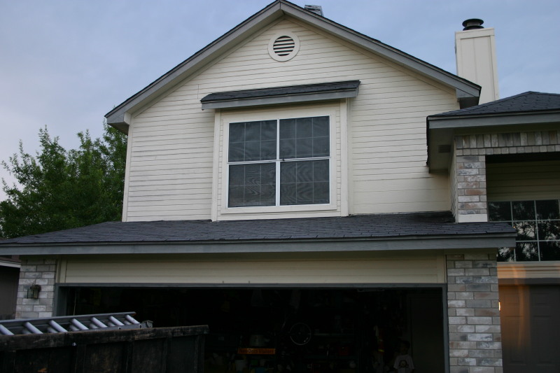 2006/07(July)/New-Roof/800x600_2006-07-21-roof-04-before.JPG