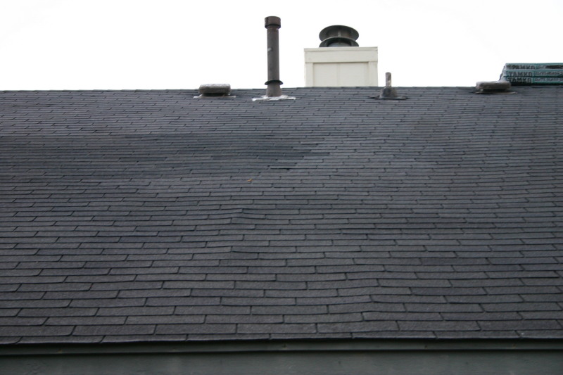 2006/07(July)/New-Roof/800x600_2006-07-21-roof-08-before.JPG