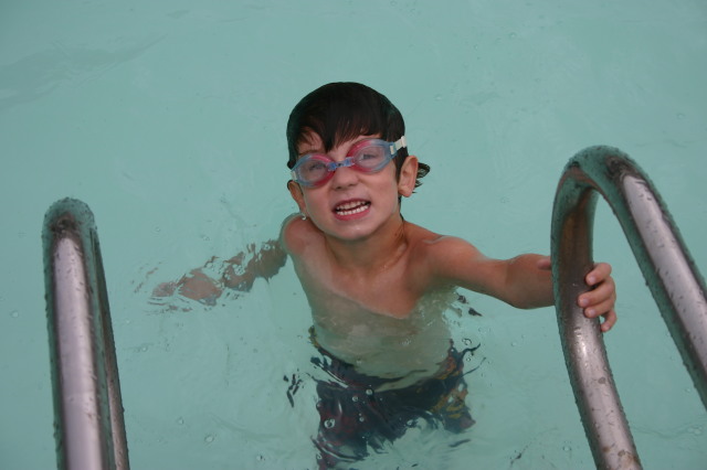 2006/07(July)/Port-Aransas/640x480_2006-07-03-Port-Aransas-13-Dax.JPG