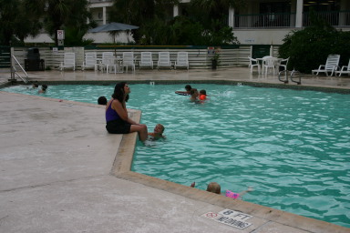 2006-07-03-Port-Aransas-20-Kiffin-Zeyda-Zen-Ben.JPG