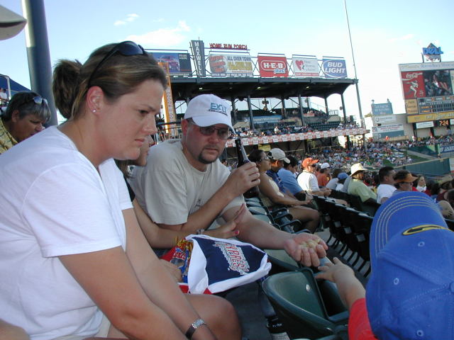 2006/07(July)/Round-Rock-Express/640x480_2006-07-30-RoundRockExpress-4-Tammy-JohnMiller.JPG
