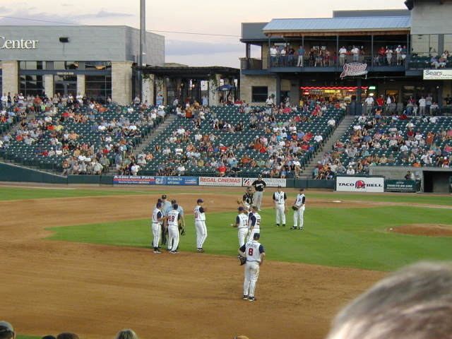 2006/07(July)/Round-Rock-Express/640x480_2006-07-30-RoundRockExpress-5.JPG