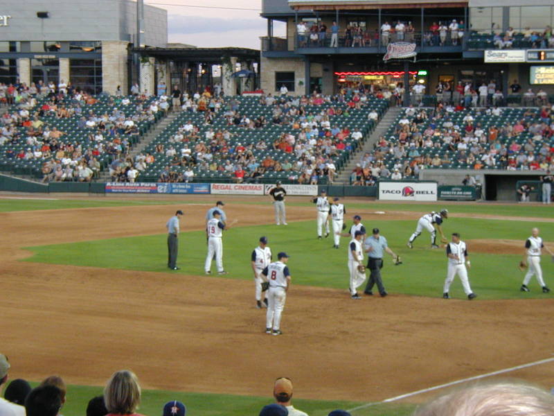 2006/07(July)/Round-Rock-Express/800x600_2006-07-30-RoundRockExpress-6.JPG