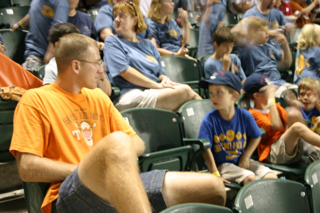 2006/08(August)/Scout-Camping-Dell-Diamond/640x480_2006-08-02-Scout-campout-Dell-Diamond-33-Travis-Dax-Chance.JPG