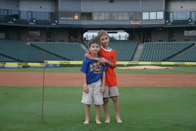 2006-08-03-Scout-campout-Dell-Diamond-07-Chance-Dax-Chance.JPG