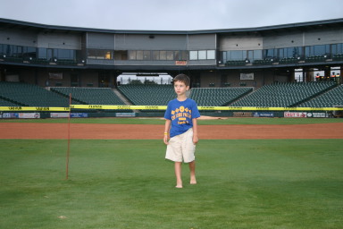 2006-08-03-Scout-campout-Dell-Diamond-10-Chance-Dax.JPG