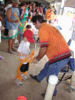 2006-09-16-ACL-07-Dax-robot-balloons.JPG