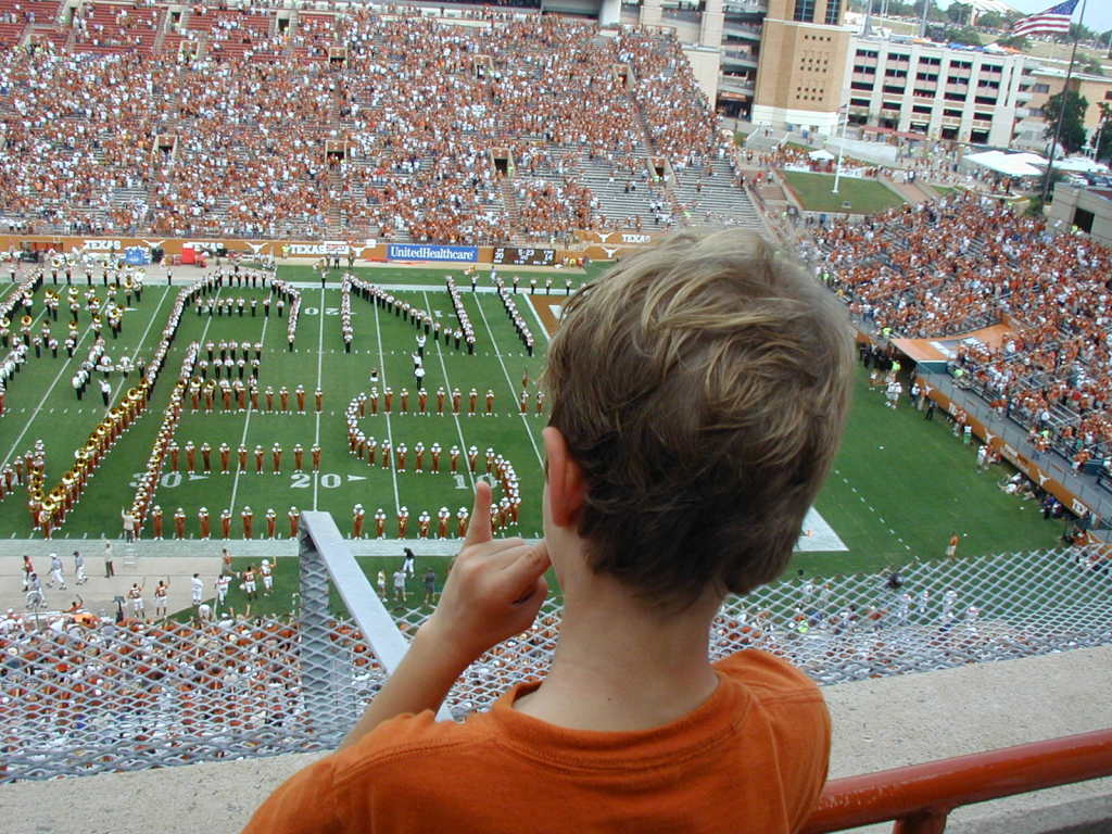 2006/09(September)/Horns-vs-IowaSt/1024x768_2006-09-23-Horns-vs-IowaSt-21-Chance.JPG
