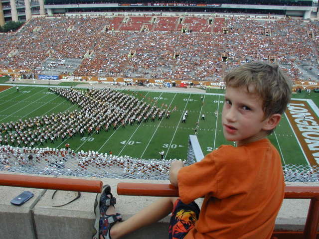 2006/09(September)/Horns-vs-IowaSt/640x480_2006-09-23-Horns-vs-IowaSt-16-Chance.JPG