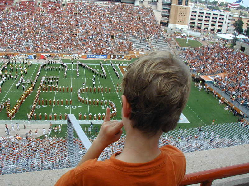 2006/09(September)/Horns-vs-IowaSt/800x600_2006-09-23-Horns-vs-IowaSt-21-Chance.JPG