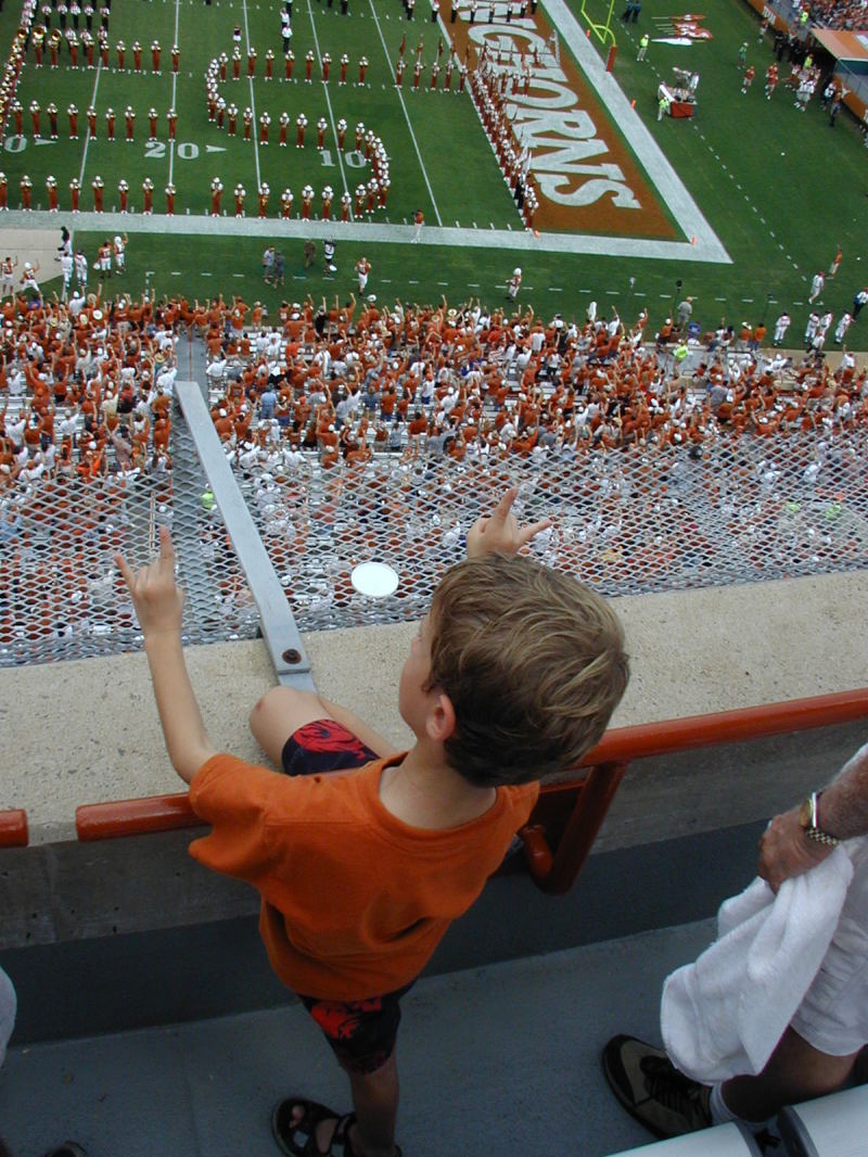 2006-09-23-Horns-vs-IowaSt-22-Chance.JPG