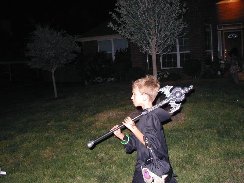2006/10(October)/Halloween/800x600_2006-10-31-Halloween-05-Chance.JPG