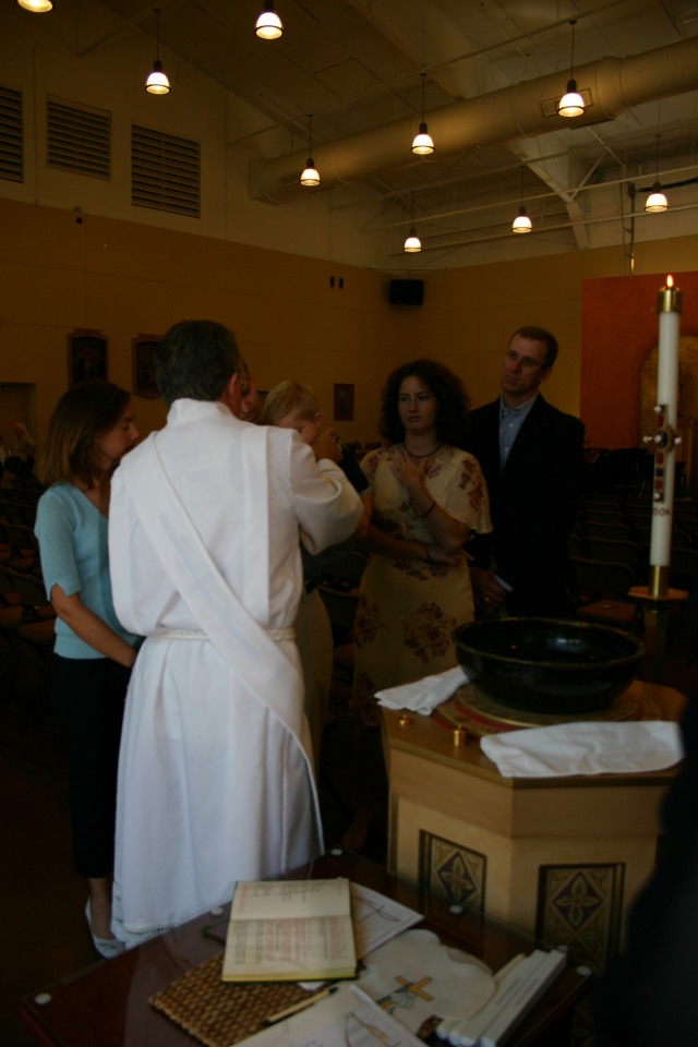 2006/10(October)/Ian-Baptism/640x480_2006-10-08-Ian-Baptism-09-Heather-Josh-Suzi-Travis.JPG