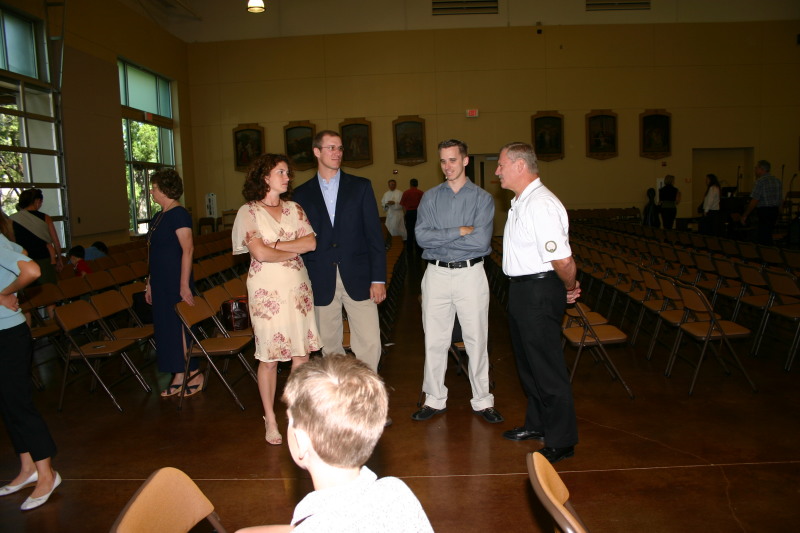 2006/10(October)/Ian-Baptism/800x600_2006-10-08-Ian-Baptism-04.JPG
