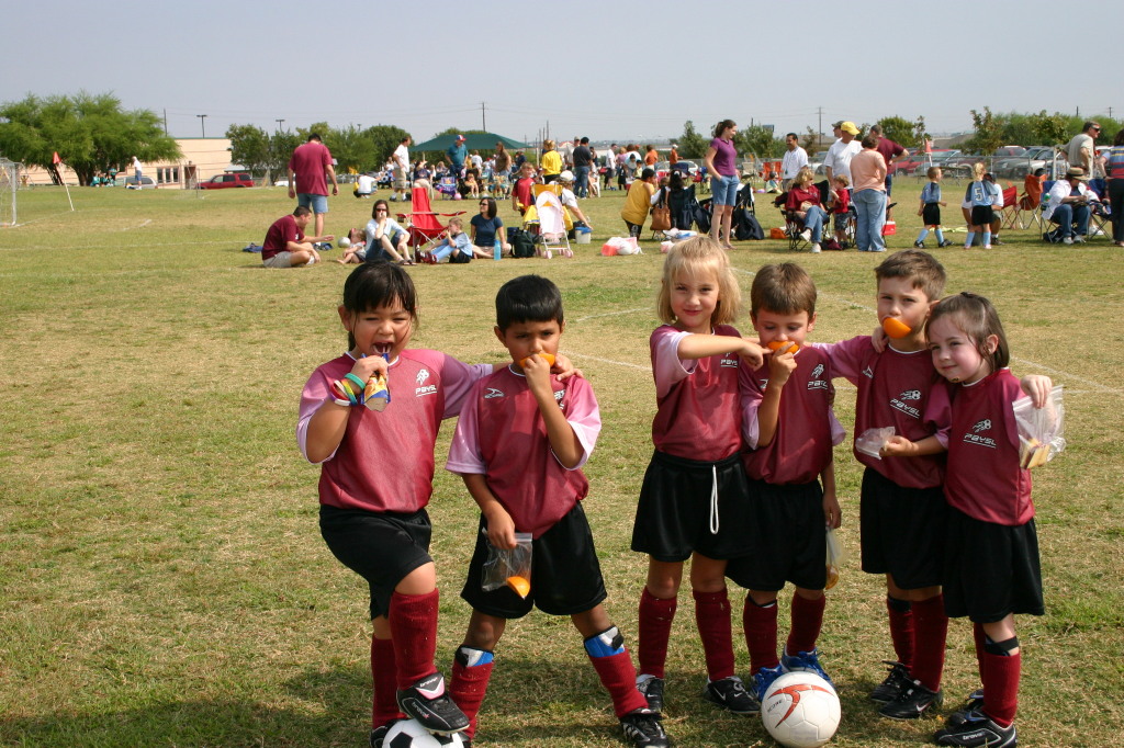 2006-10-Firecrackers-Soccer-18-Lauren-Avi-Lindsey-Andrew-Dax-Audrey.JPG