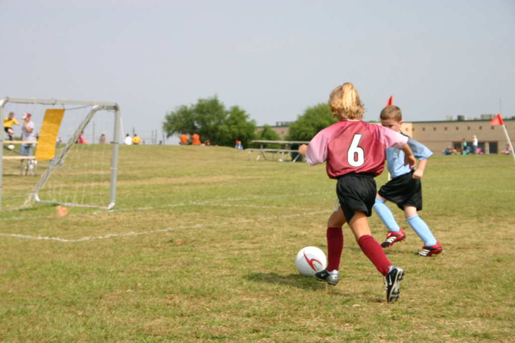 2006/10(October)/Soccer-FireCrackers-Dax/1024x768_2006-10-Firecrackers-Soccer-28-Lindsey.JPG