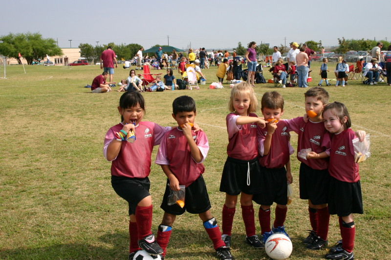 2006-10-Firecrackers-Soccer-18-Lauren-Avi-Lindsey-Andrew-Dax-Audrey.JPG