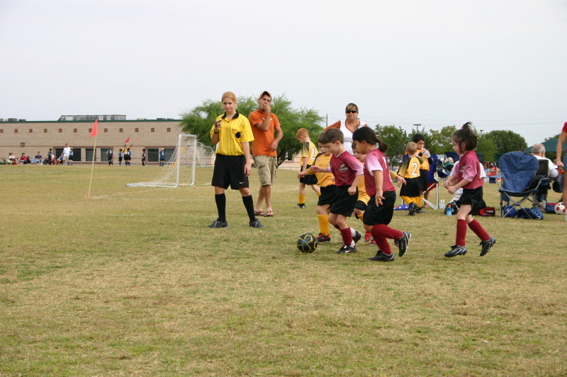 2006/10(October)/Soccer-FireCrackers-Dax/800x600_2006-10-Firecrackers-Soccer-43-Dax-Lauren-Audrey.JPG