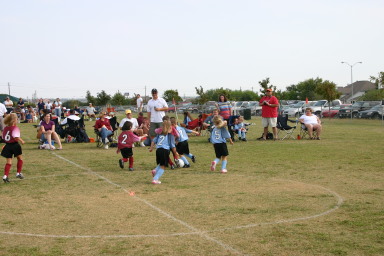 2006-10-Firecrackers-Soccer-03-Lindsey-Audrey.JPG