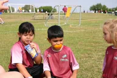 2006-10-Firecrackers-Soccer-11-Lauren-Avi-Lindsey.JPG